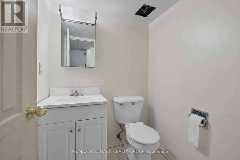 28817902/9-1483-bethamy-lane/beacon-hill-south/ottawa/ontario/K1J8P7_39