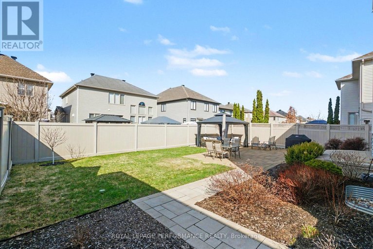 29633975/1828-mickelberry-crescent/notting-hillsummerside/ottawa/ontario/K4A0P2_43