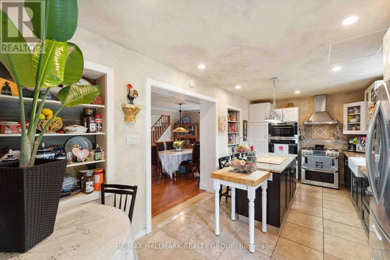 28534740/431-blake-boulevard/vanier/ottawa/ontario/K1K1A9_15