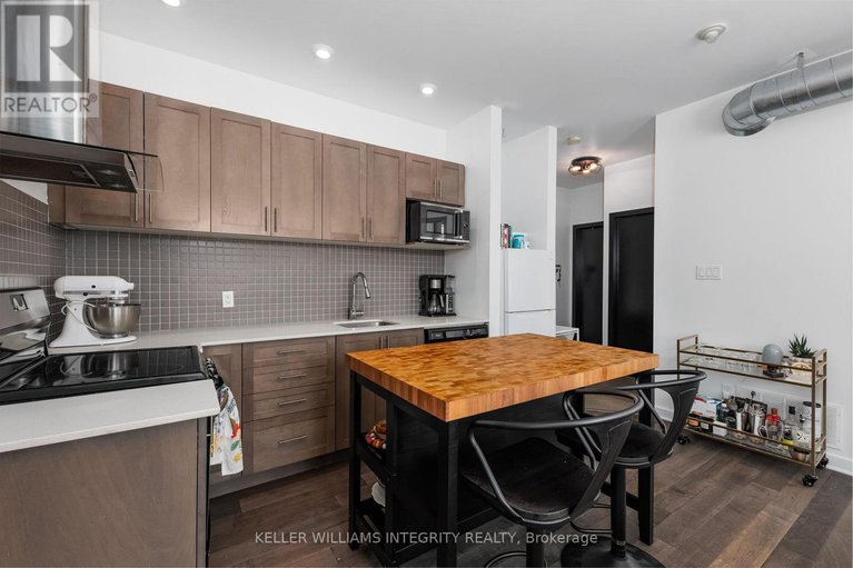 28435777/202-1308-thames-street/carlington/ottawa/ontario/K1Z7N4_9
