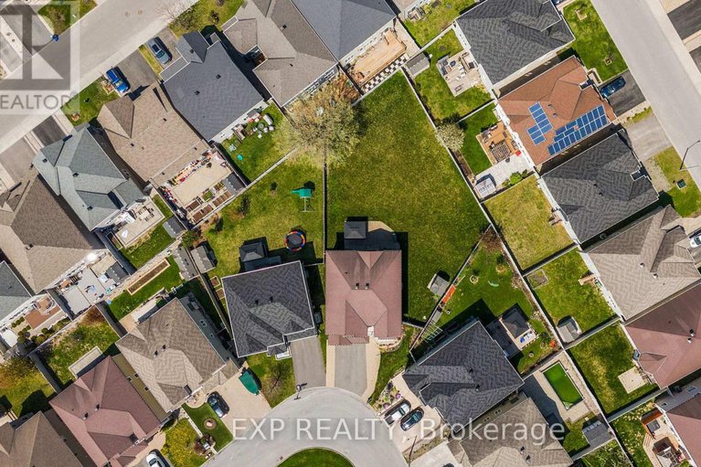 28070660/537-bretby-crescent/cedargrovefraserdale/ottawa/ontario/K2J5P9_46