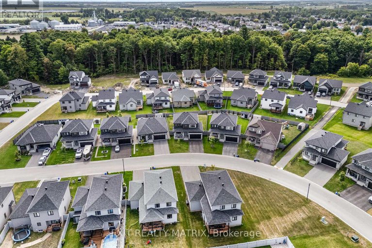 28812740/1144-avignon-street/embrun/russell/ontario/K0A1W0_32