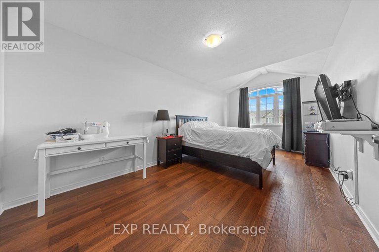 28494294/254-arrita-street/emerald-meadowstrailwest/ottawa/ontario/K2S0J3_14