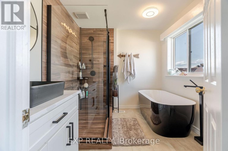 28727633/97-castle-glen-crescent/glencairnhazeldean/ottawa/ontario/K2L4G9_29