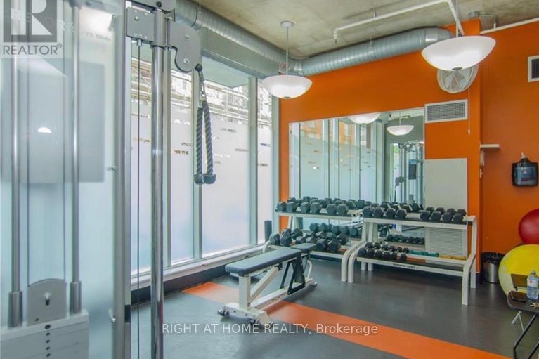 29501976/904-383-cumberland-street/lower-townbyward-market/ottawa/ontario/K1N1J7_24