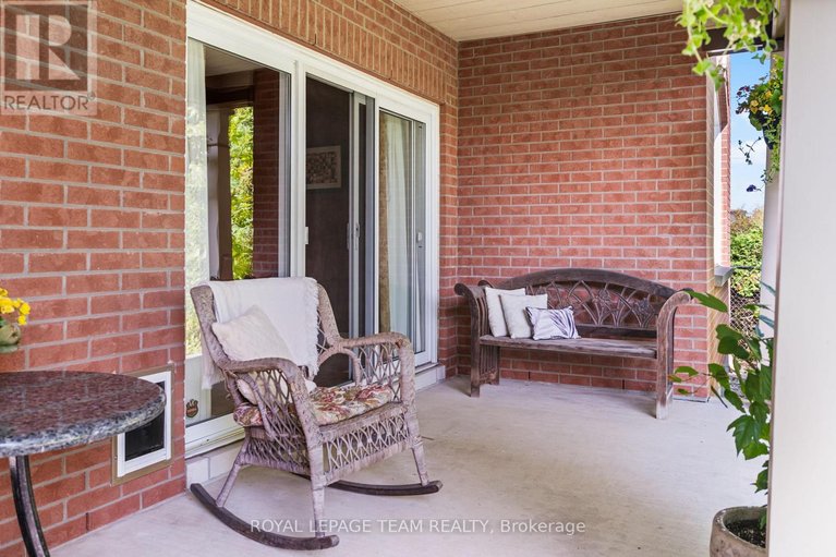 29461995/1601-apeldoorn-avenue/carleton-heights/ottawa/ontario/K2C1V4_40