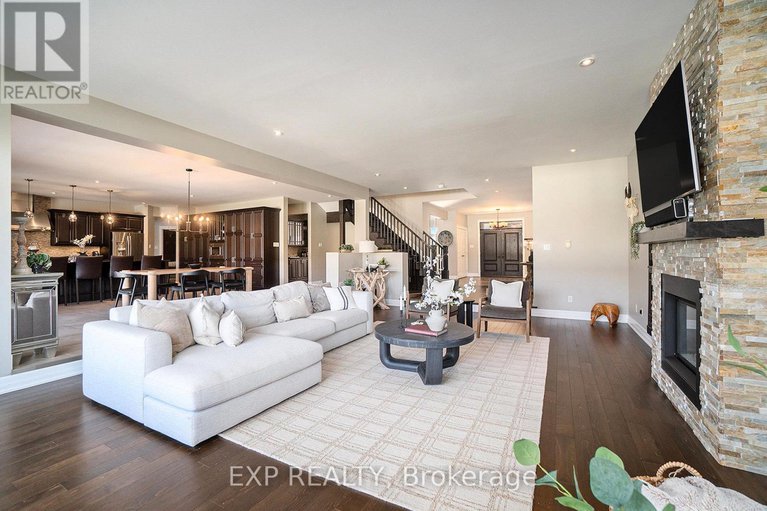 29063421/450-lockmaster-crescent/manotick-village-manotick-estates/ottawa/ontario/K4M1L9_12