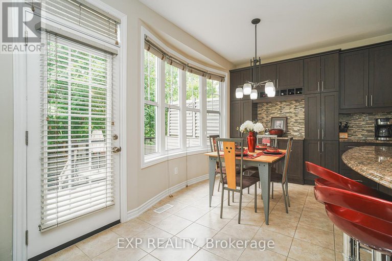 28989822/400-brigatine-avenue/stittsville-north/ottawa/ontario/K2S0P7_12