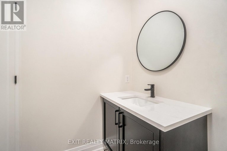 29079892/258-sam-avenue/embrun/russell/ontario/K0A1W0_13