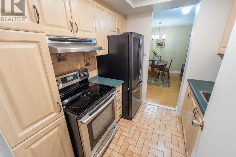 29173938/1008-555-brittany-drive/viscount-alexander-park/ottawa/ontario/K1K4C5_8