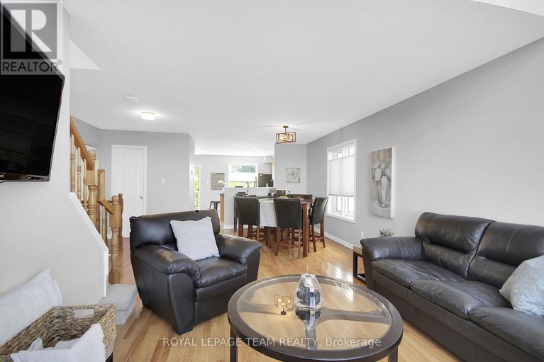28988068/334-wiffen-private/westcliffe-estates/ottawa/ontario/K2H1G3_11