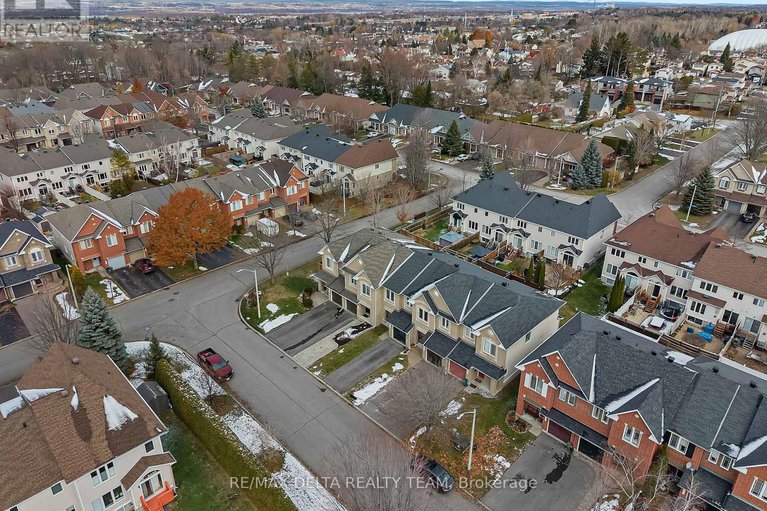 29122908/216-forestcrest-street/chapel-hill/ottawa/ontario/K1C7R5_37