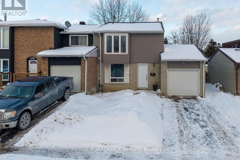 29284371/2390-rondel-street/blackburn-hamlet-south/ottawa/ontario/K1B4M2_1
