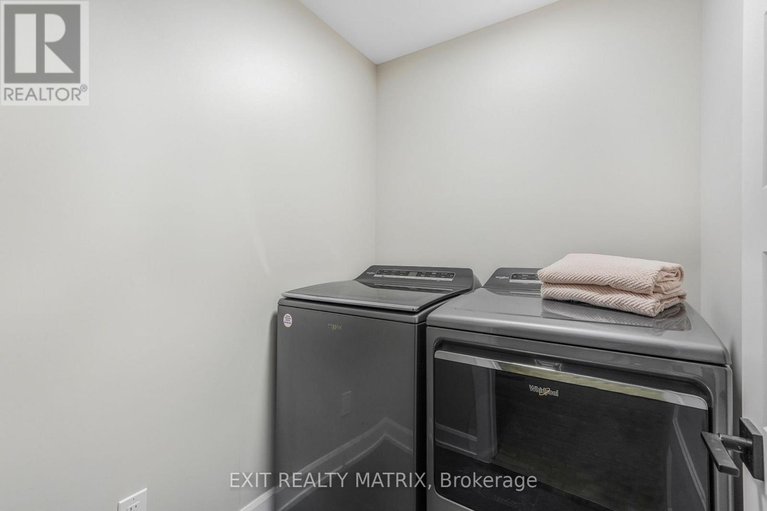 29640037/1202-montblanc-crescent/embrun/russell/ontario/K0A1W0_28