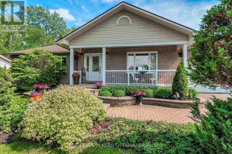 28419109/6978-aldergrove-way/greely/ottawa/ontario/K4P1A3_5