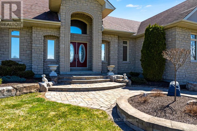 28050284/556-west-point-drive/drummondnorth-elmsley-north-elmsley-twp/drummondnorth-elmsley/ontario/K7H3C7_5