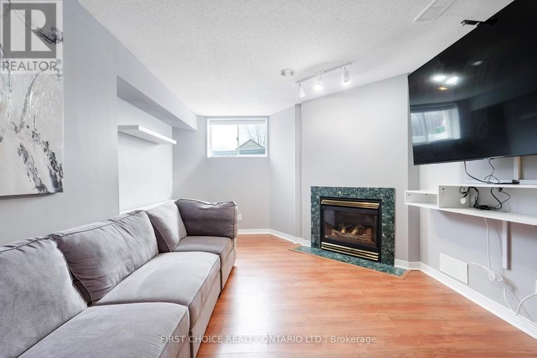 29477579/1189-lichen-avenue/avalon-east/ottawa/ontario/K4A4A6_31