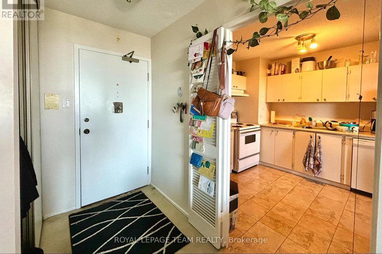 28806113/1101-2951-riverside-drive/mooneys-bayriverside-park/ottawa/ontario/K1V8W6_11