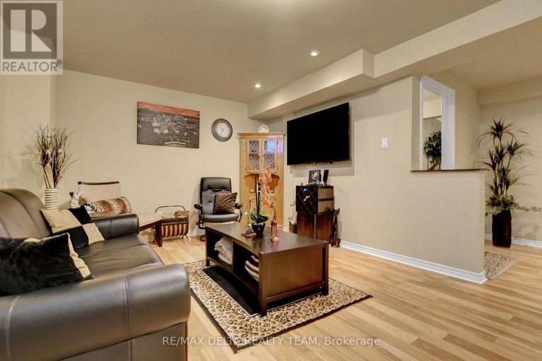 29002648/6948-mary-anne-drive/greely/ottawa/ontario/K4P0B9_35