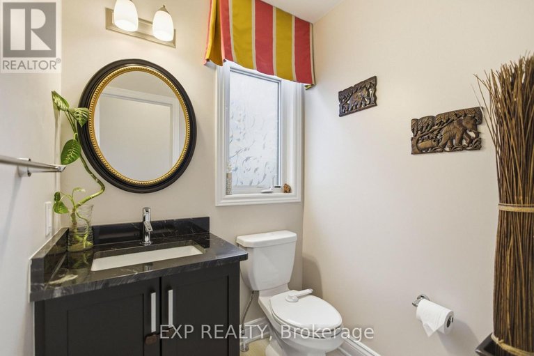 29606498/710-brian-good-avenue/riverside-southgloucester-glen/ottawa/ontario/K4M0C1_7