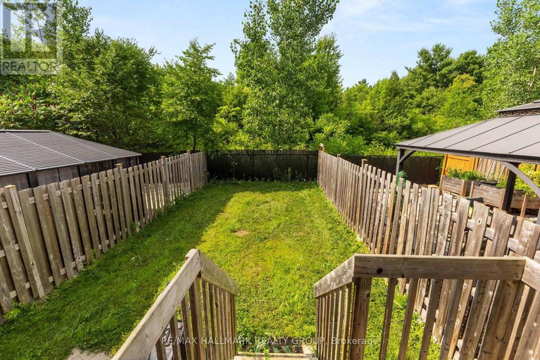 28887715/2309-marble-crescent/town-of-rockland/clarence-rockland/ontario/K4K0G9_28