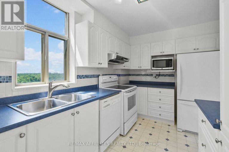28532598/u1503-2759-carousel-crescent/emerald-woodssawmill-creek/ottawa/ontario/K1J2N5_21