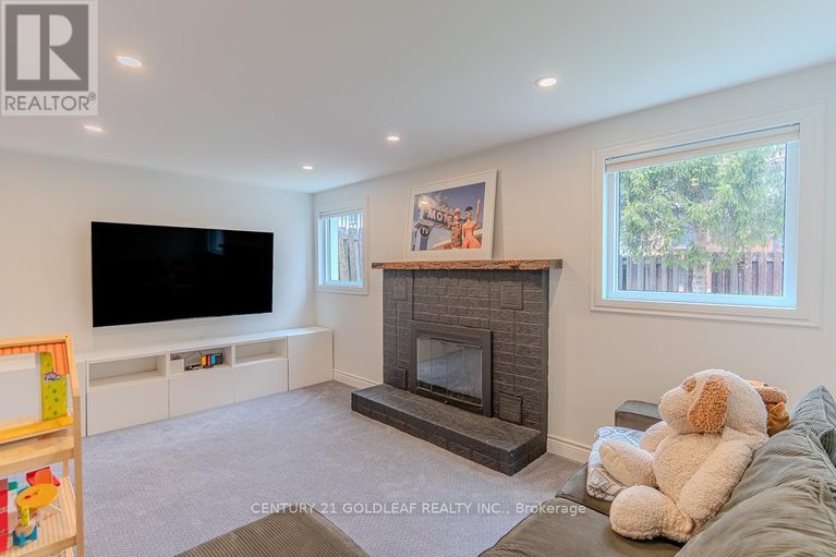 29669165/6-pemberton-crescent/manordale/ottawa/ontario/K2G4Y9_43