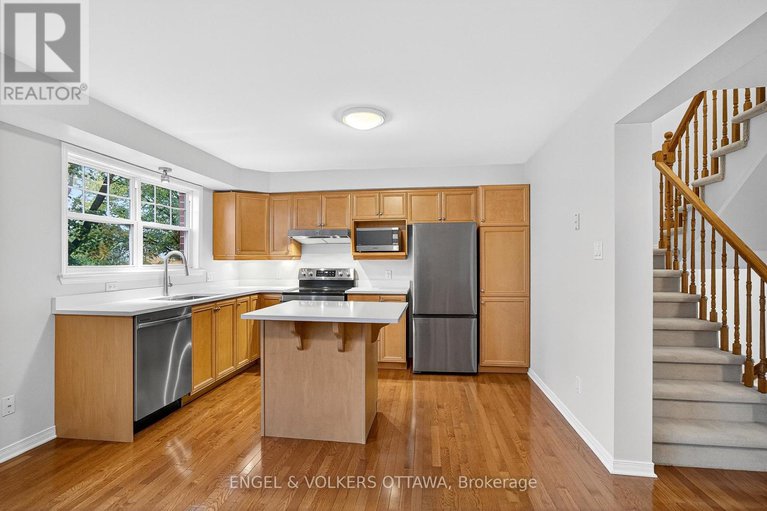 29030963/277-mart-circle/manor-park/ottawa/ontario/K1K4W2_49