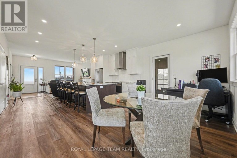 29646950/121-grasshopper-lane/kanata-north-east/ottawa/ontario/K0A1T0_9