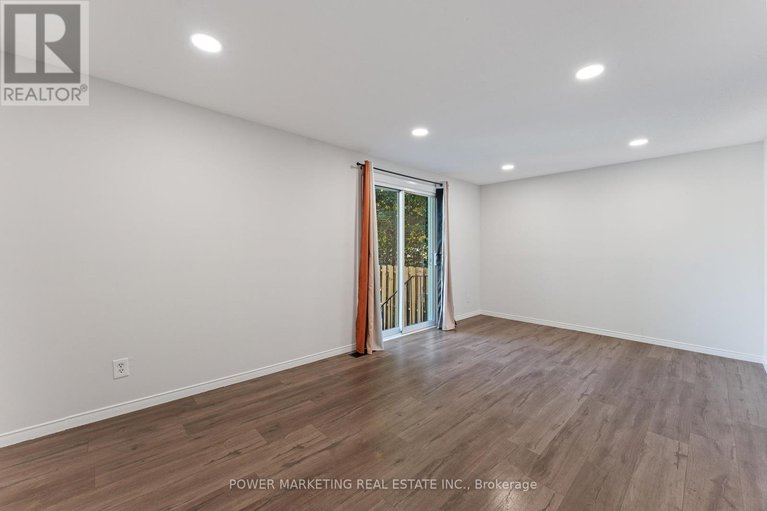 28944015/182-1045-morrison-drive/redwood-park/ottawa/ontario/K2H7L2_10