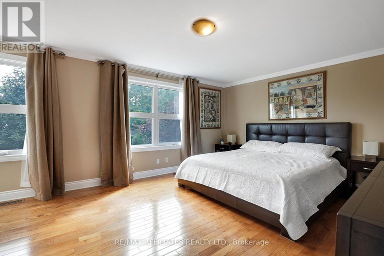 28820218/2347-briar-hill-drive/urbandale-acres/ottawa/ontario/K1H7A7_23