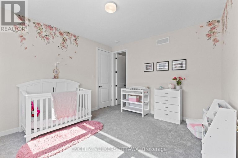 28758324/119-green-ash-avenue/goulbourn-twp-from-franktown-rdsouth-to-rideau/ottawa/ontario/K0A2Z0_39