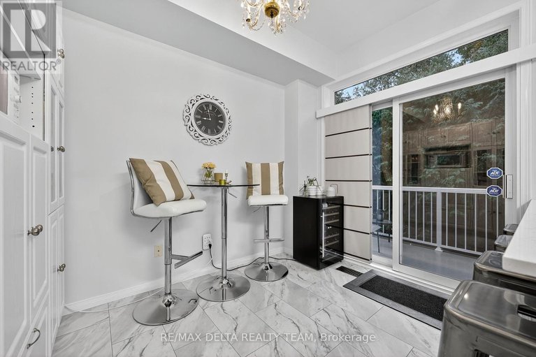 28970170/63-highwood-private/viscount-alexander-park/ottawa/ontario/K1K4X6_13