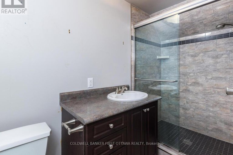 28819200/6101-arbourwood-drive/chapel-hill/ottawa/ontario/K1C7K7_35