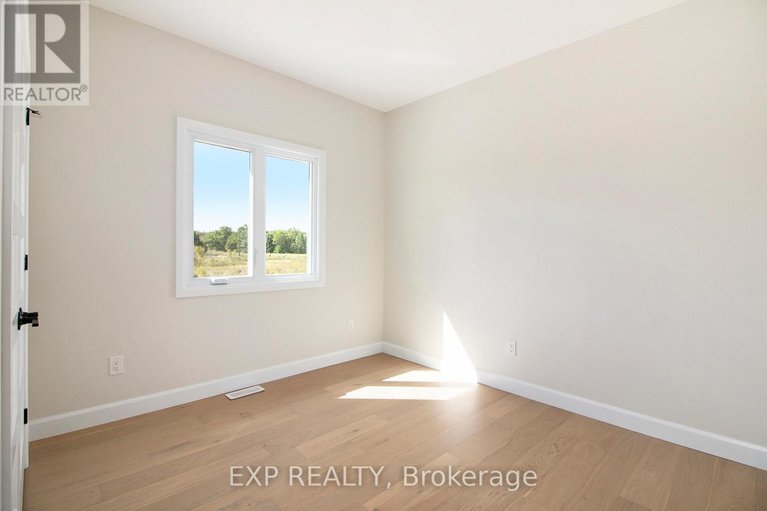 29596739/773-lacroix-road/clarencerockland-twp/clarence-rockland/ontario/K0A2A0_19