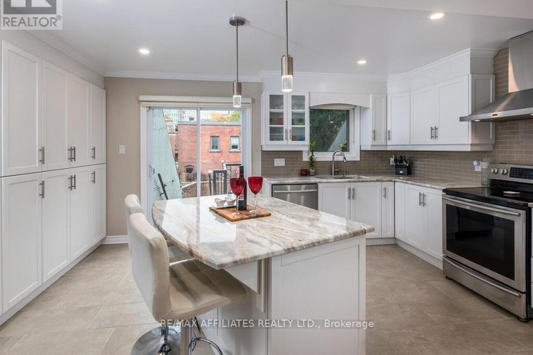 28968383/203-booth-street/west-centre-town/ottawa/ontario/K1R7V4_14