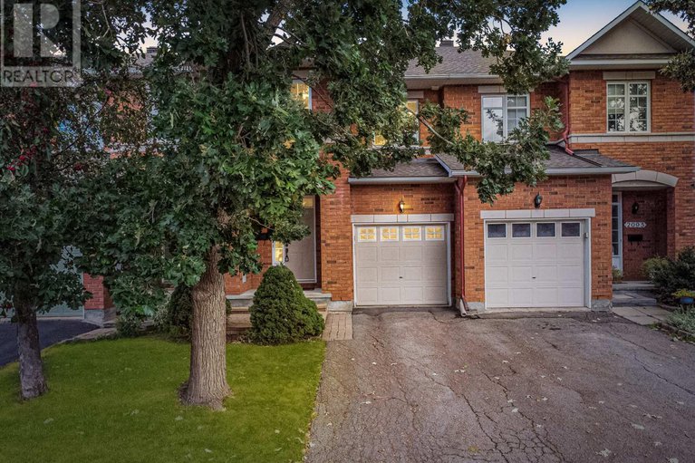 28809017/2093-bergamot-circle/springridgeeast-village/ottawa/ontario/K4A4R4_1