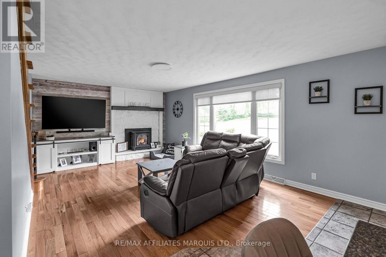 28475191/18201-county-rd-19-road/south-glengarry-charlottenburgh-twp/south-glengarry/ontario/K6K0A7_8