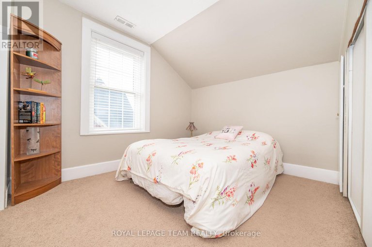 28601019/81-york-street/lanark-highlands-lanark-village/lanark-highlands/ontario/K0G1K0_26