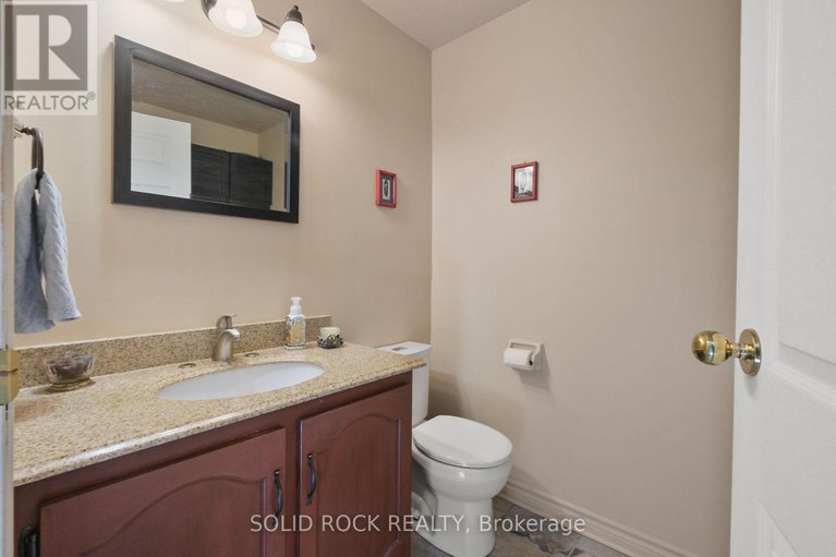 28631111/209-deerwood-drive/fitzroy-ward-south-west/ottawa/ontario/K0A2H0_29