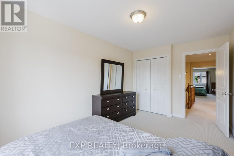 28568800/6083-north-bluff-drive/riverside-southgloucester-glen/ottawa/ontario/K1V2L6_29