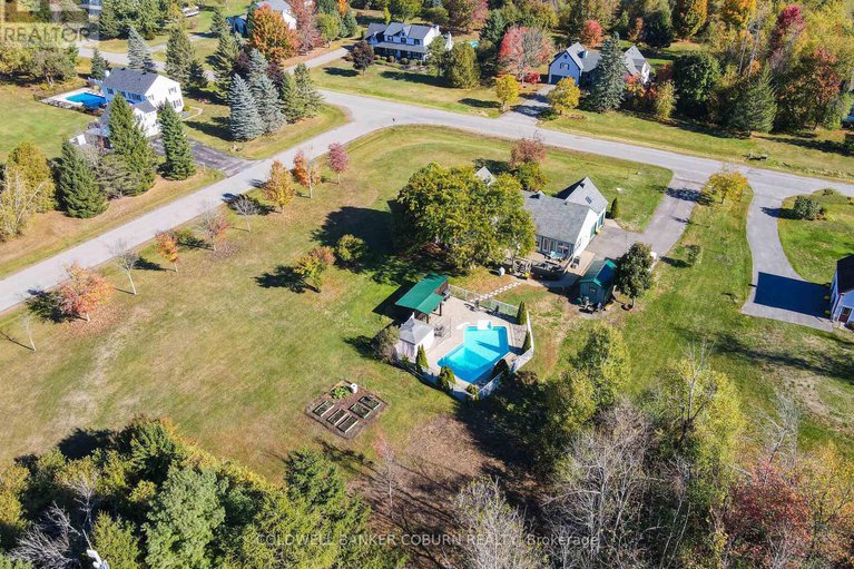 29348349/11-kimberly-avenue/north-grenville-twp-kemptville-east/north-grenville/ontario/K0G1J0_14