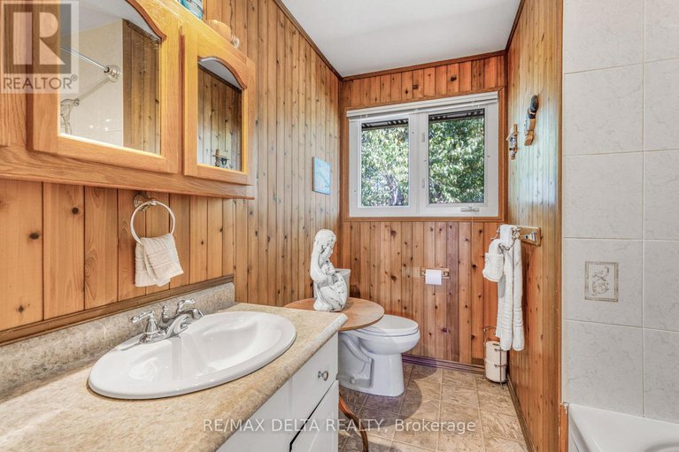 28986130/722-nicole-street/town-of-rockland/clarence-rockland/ontario/K4K1G4_19