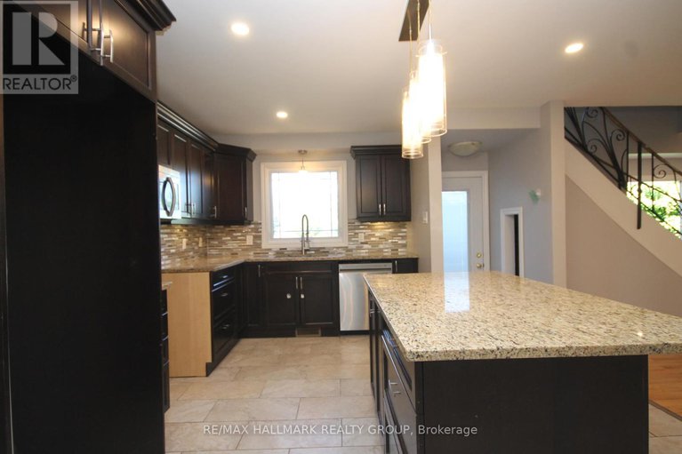 28422586/1844-river-road/manotick-east-to-manotick-station/ottawa/ontario/K4M1B4_15