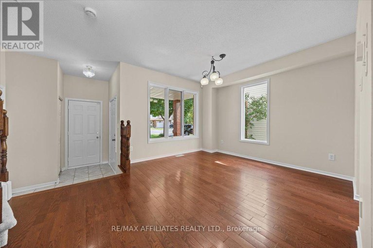 28647317/1510-duplante-avenue/fallingbrookpineridge/ottawa/ontario/K4A3Y8_6