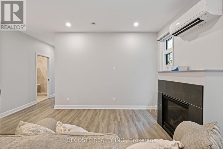 29453082/14-elgin-street-w/alexandria/north-glengarry/ontario/K0C1A0_15