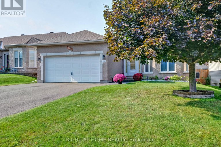 29149892/144-sandra-crescent/town-of-rockland/clarence-rockland/ontario/K4K1R7_2