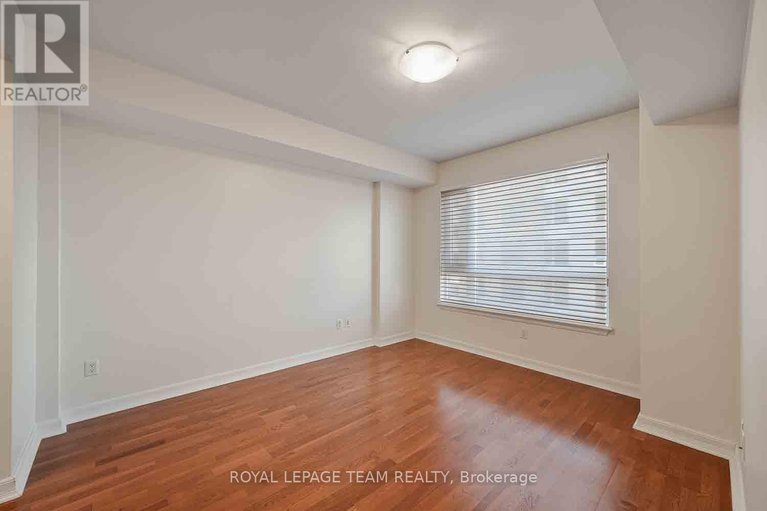 28774329/909-200-besserer-street/sandy-hill/ottawa/ontario/K1N0A7_24