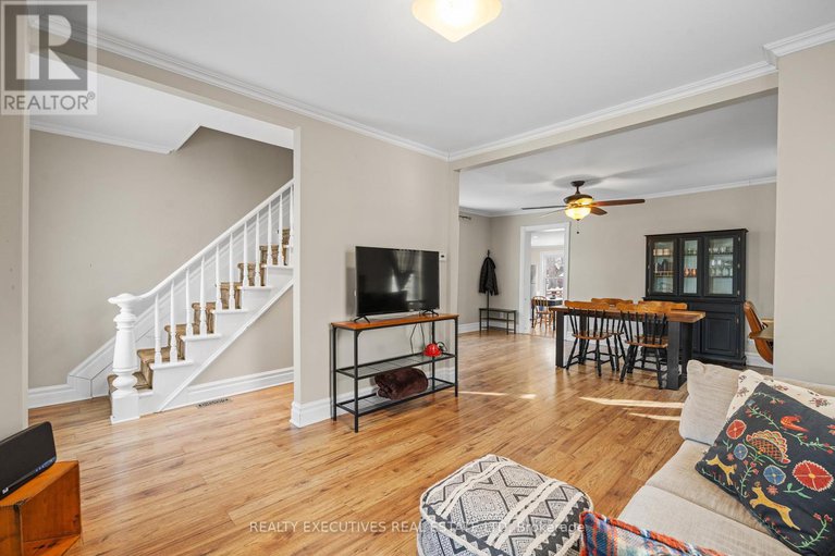 29293048/487-clarence-street/winchester/north-dundas/ontario/K0C2K0_15