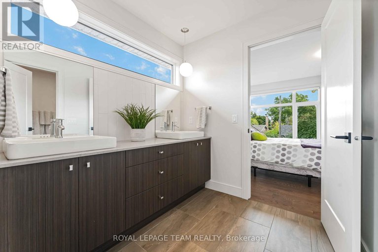 28939838/1546-claymor-avenue/carleton-heights/ottawa/ontario/K2C1T1_25